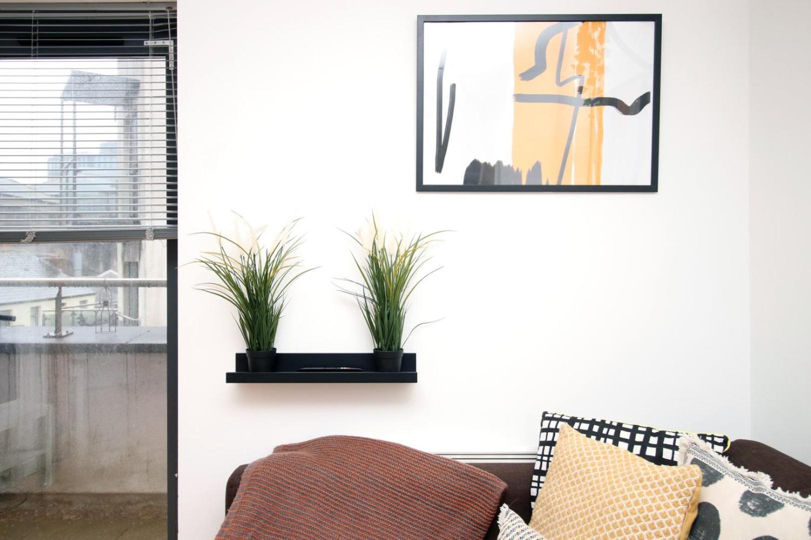 Centrally Located Spacious 2Br | Cohost Partners Cardiff Esterno foto